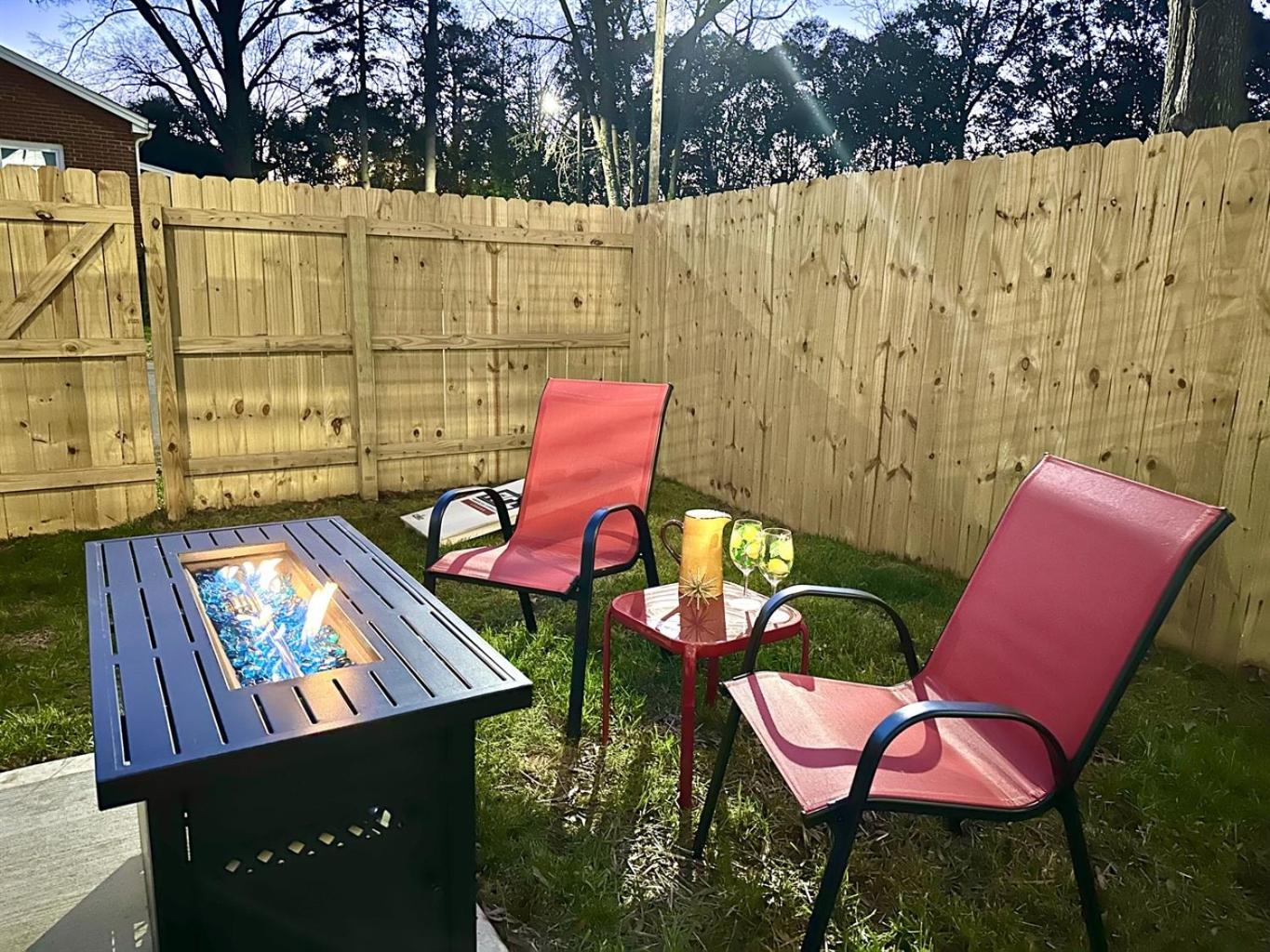 Holiday home Hot Tub Fire Pit Chefs Kitchen Near Uptown