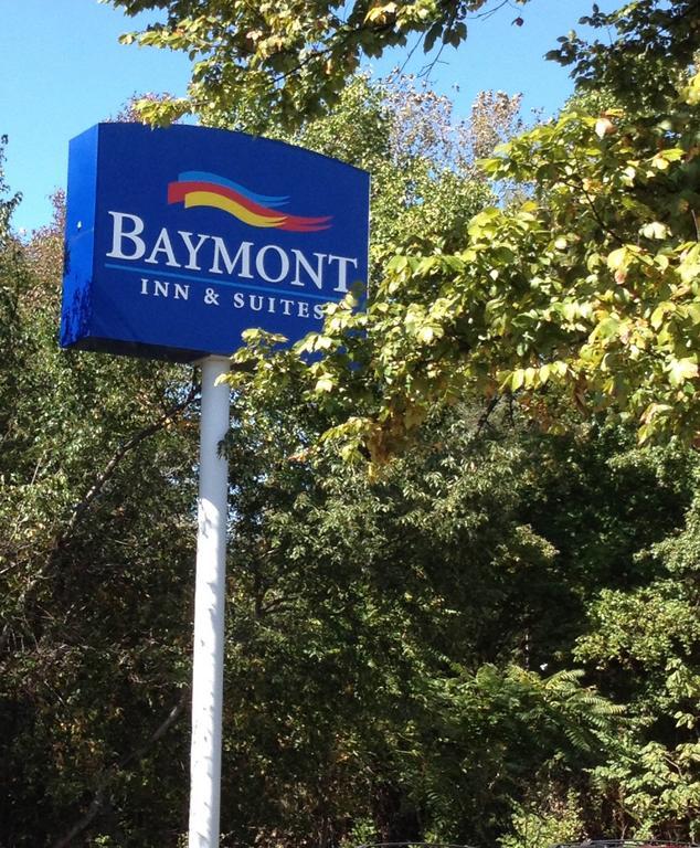 Hotel Baymont By Wyndham Charlotte-airport Coliseum 2*