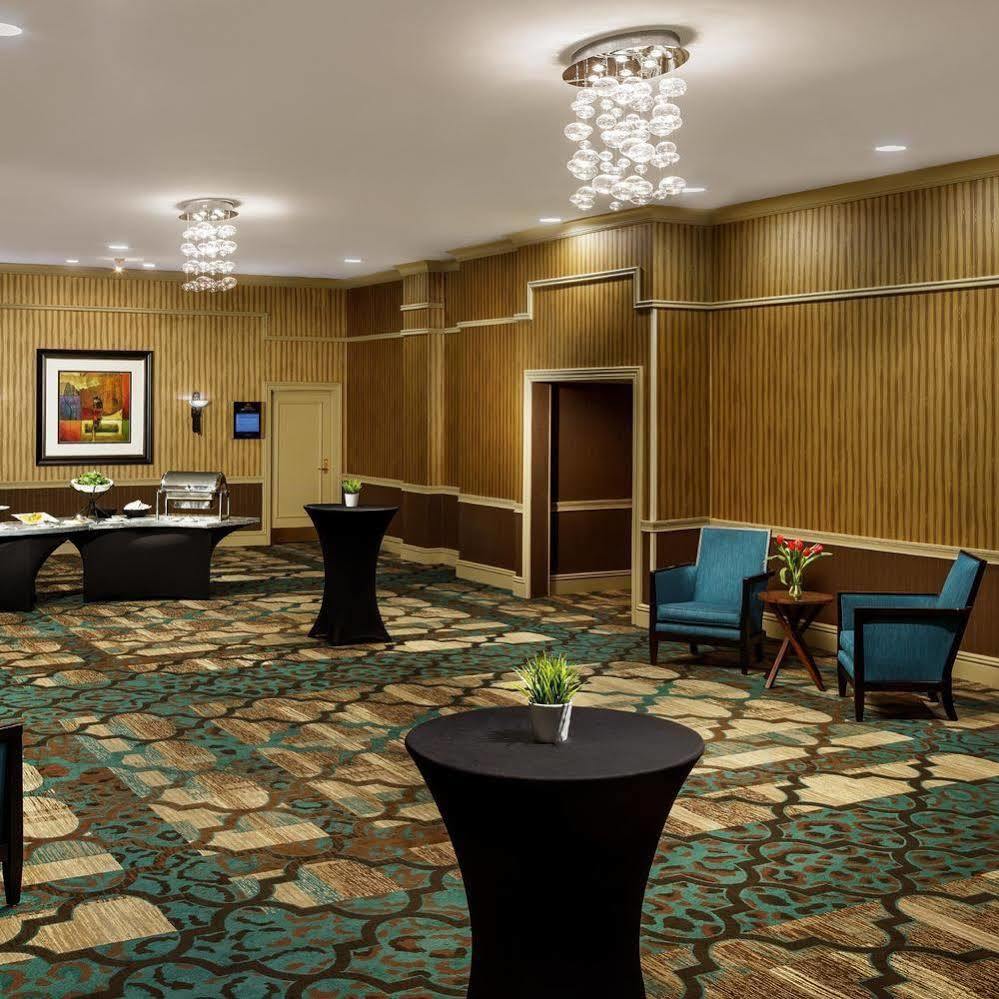 Hilton Place 3*