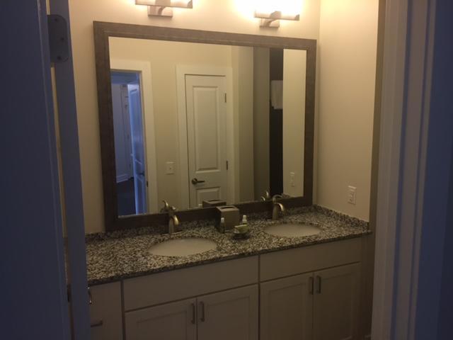 Apartment Oakwood At Presley Uptown