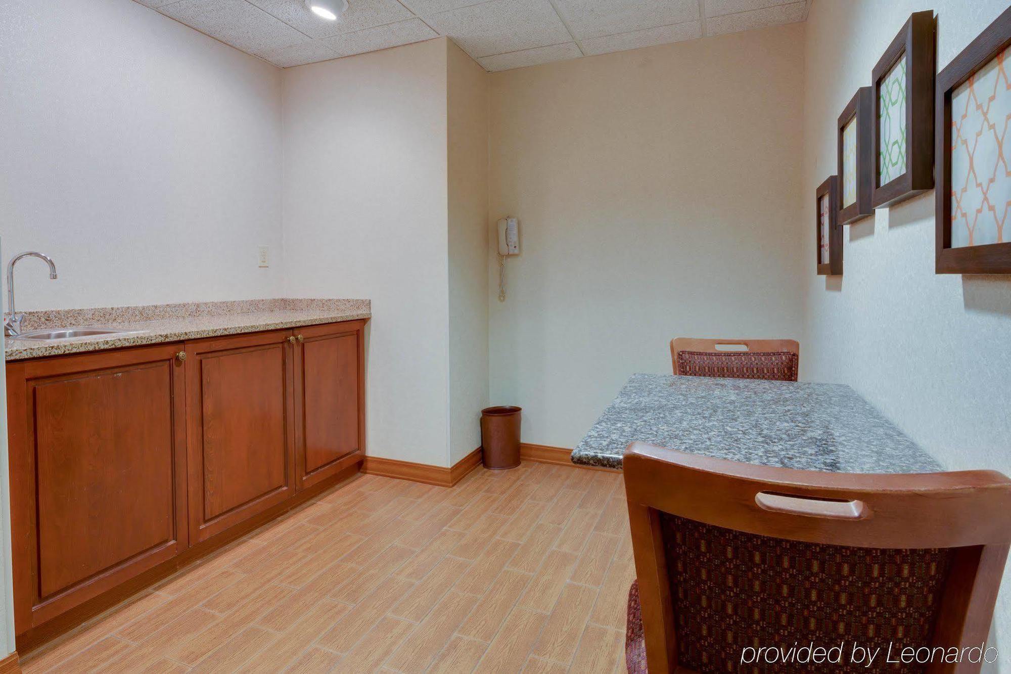 Drury & Northlake Hotel 3*