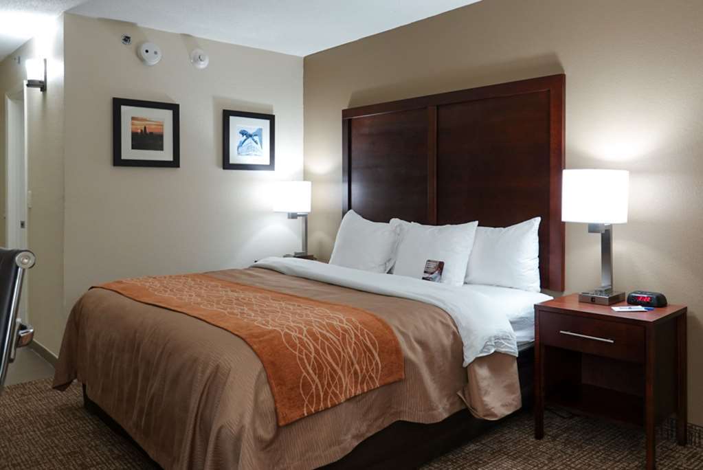 Inn Comfort Airport Uptown