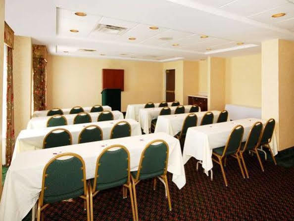 Comfort Airport 3* Charlotte