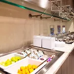 Hotel By Marriott Northlake 3*