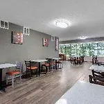 Quality Inn Airport-Near Uptown