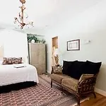 The Vanlandingham Estate