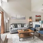 Modern Cozy Townhome Charlotte