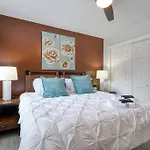 2br 1ba Duplex House King Beds Great For Small Groups Close To Uptown Attractions *