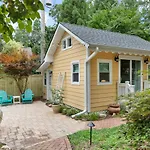 The Cozy Yellow Cottage In Dilworth