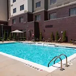 By Marriott Northlake Hotel 3*