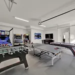 Amazing Views Rooftop Patio, Gym And Game * Charlotte