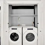 Charming 3 Bdrm In - 1 Mile To Uptown