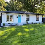 Holiday home Modern Near Uptown Clt, Airport And Charlotte