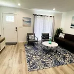 Holiday home Modern Near Uptown Clt, Airport And Charlotte
