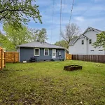 Minutes Away From Downtown Area