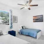 Holiday home Peacefull Getaway 20 Mins From Airport
