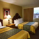 Golden Hotel, Hotel 3*