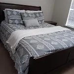 Two Master Bedroom Townhouse!