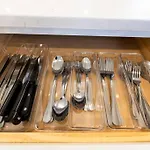 Brand New Cozy Modern Bungalow W/Hot Tub+Movieroom 7 Min From Uptown