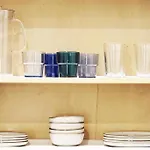 New Stylish Getaway- 5 Mil To Uptown/3 Smart Tvs!