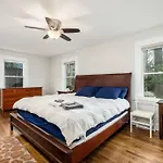 Walking Distance To Restaurants Bars And Breweries Holiday home Charlotte