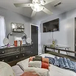North Carolina Abode With Fire Pit, Near Theme Parks