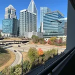 Spacious 2 Bed, 2 Bath Uptown Gem In The Heart Of The City-Parking-Wi-Fi-Balcony-Walk To Boa Stadium