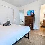 League Flats West End