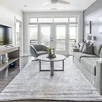 Landing Modern With Amazing Amenities Apartment *