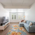 Queen Classic Apartment