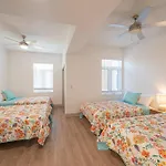Queen Classic Apartment *
