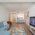 Queen Classic Apartment Charlotte
