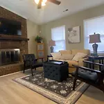 Your Cozy Retreat In Charlotte