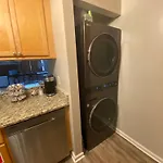 Modern Cozy Townhome Apartment *