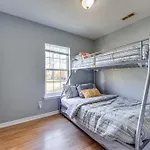 Uptown Charlotte Townhome W/ Patio & Yard!