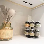 Modern Chic In Trendy Noda Midwood Districts Holiday home *