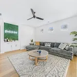 Holiday home Modern 4br Uptown Oasis! Charlotte