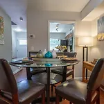 Magnificent 2 Bedrooms And 2 Baths