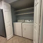 3 Bedroom Townhouse-max 8 Guests Charlotte