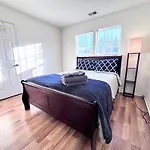 Villa Amazing 4 Bdrm W Garage In Charlotte