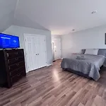 Amazing 4 Bdrm W Garage In Villa Charlotte