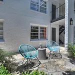 Stylish 1br In Myers Park Holiday home