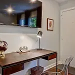 Stylish 1br In Myers Park Holiday home *