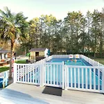 Holiday home The Nest Charlotte