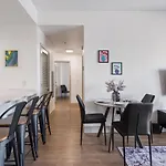 Bright Uptown Bliss - Free Parking, Walkable, Views