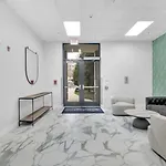 The Panther - Luxury 3br - Free Parking - Views - Stadium - Gym Apartment