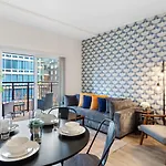 The Panther - Luxury 3br - Free Parking - Views - Stadium - Gym *