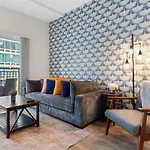 The Panther - Luxury 3br - Free Parking - Views - Stadium - Gym