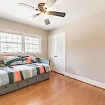4 Bedroom Ranch In Prime Southpark Backyard And Porch Charlotte