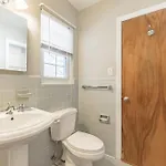 Holiday home 4 Bedroom Ranch In Prime Southpark Backyard And Porch Charlotte
